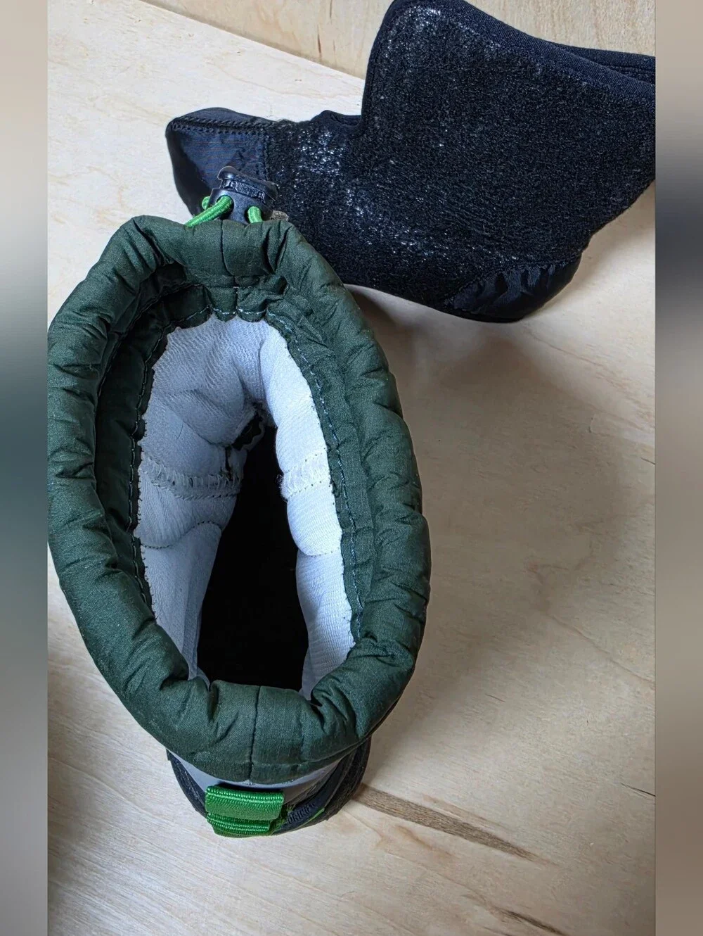 The North Face Kids' Alpenglow Winter Boots